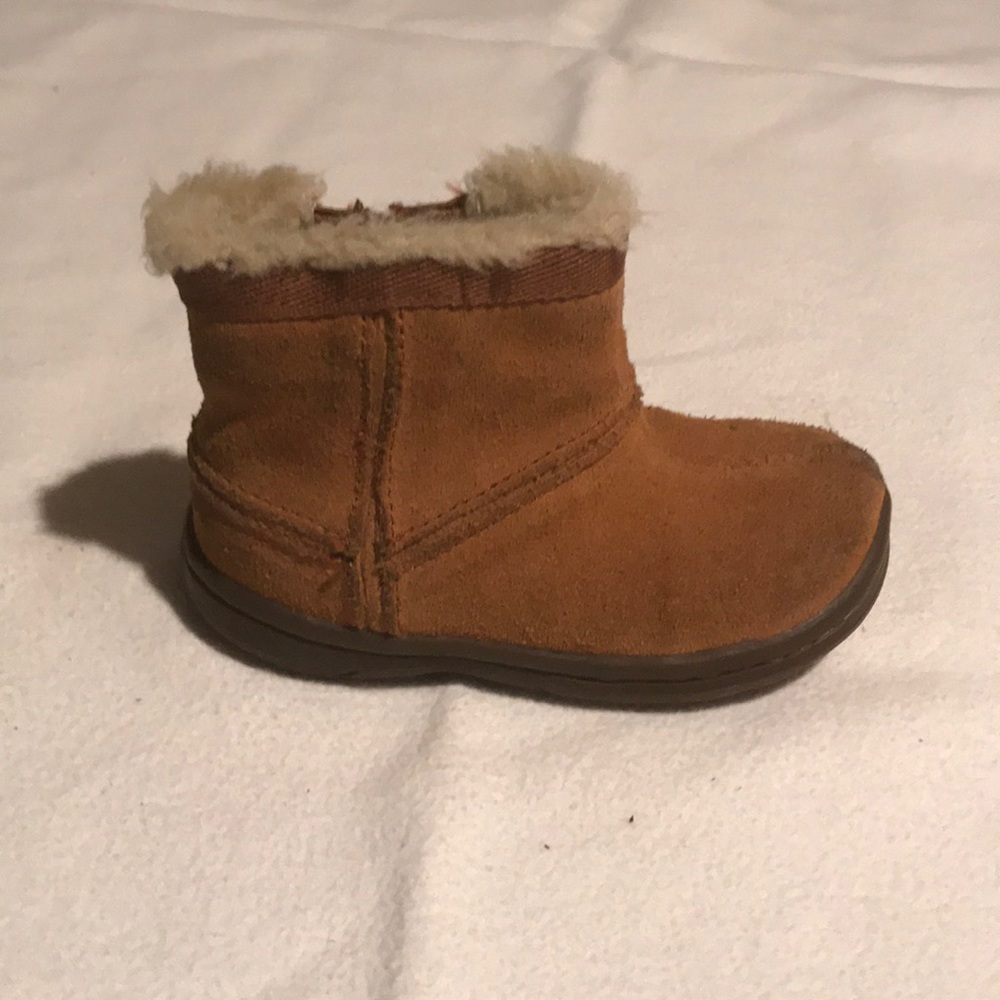 Suede Stride Rite boots